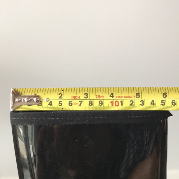 Kamik rain boots Size 7 - Picture 6 of 6